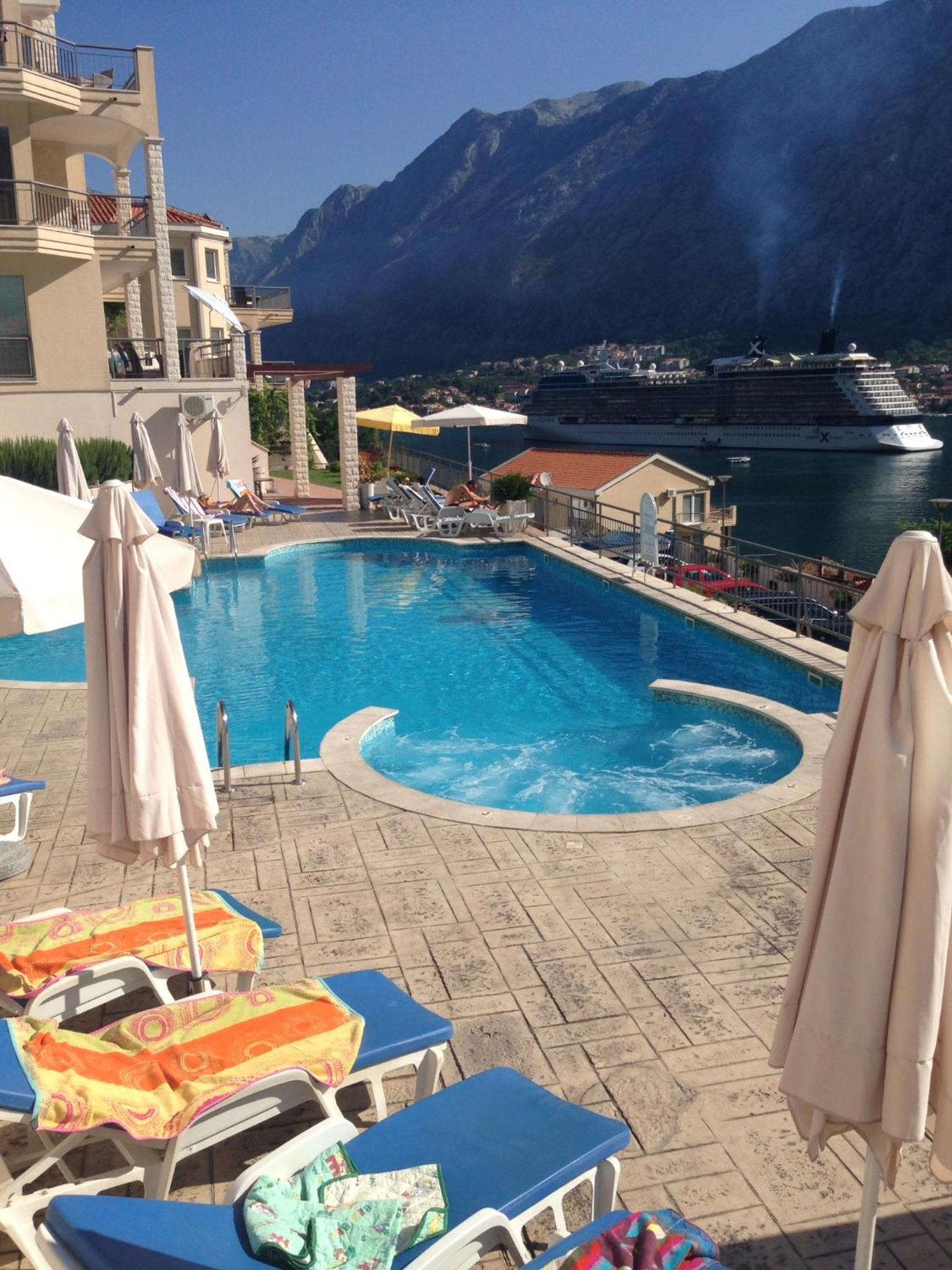 Апартаменти Fjord Waterfront *